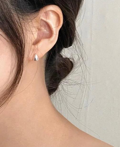 Teardrop | Stud Earrings